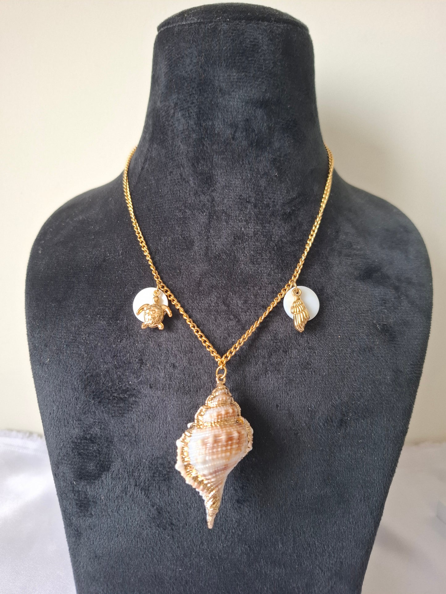 Shankh Charm Necklace