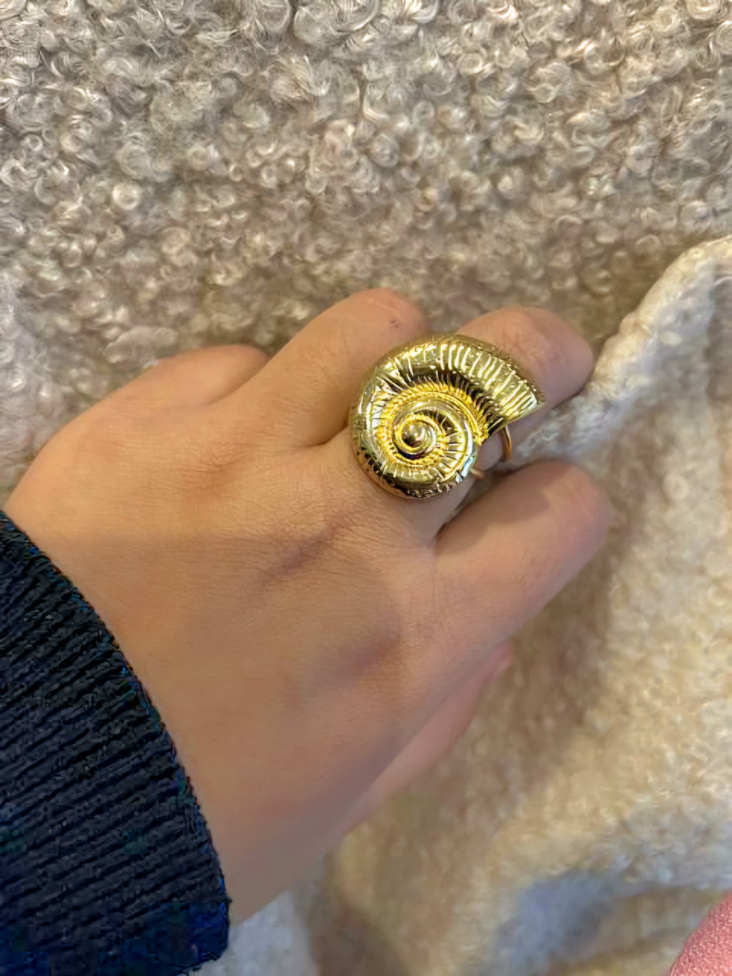 Seashell ring