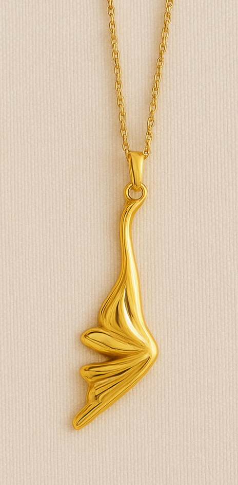 Wing Wing Necklace Set